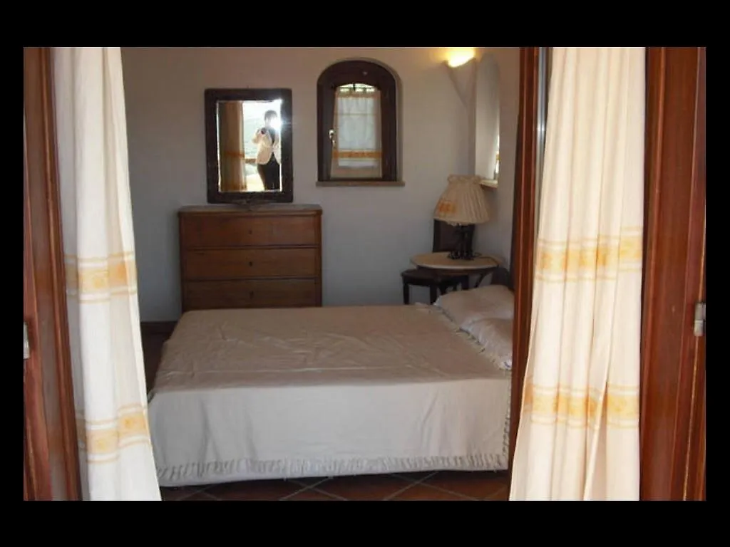 Isola Dei Gabbiani Hotel Barrabisa 0*,  Italy