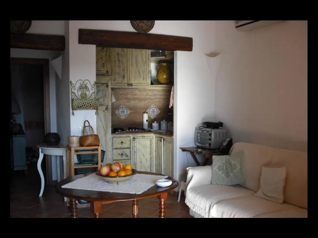 Isola Dei Gabbiani Hotel Barrabisa